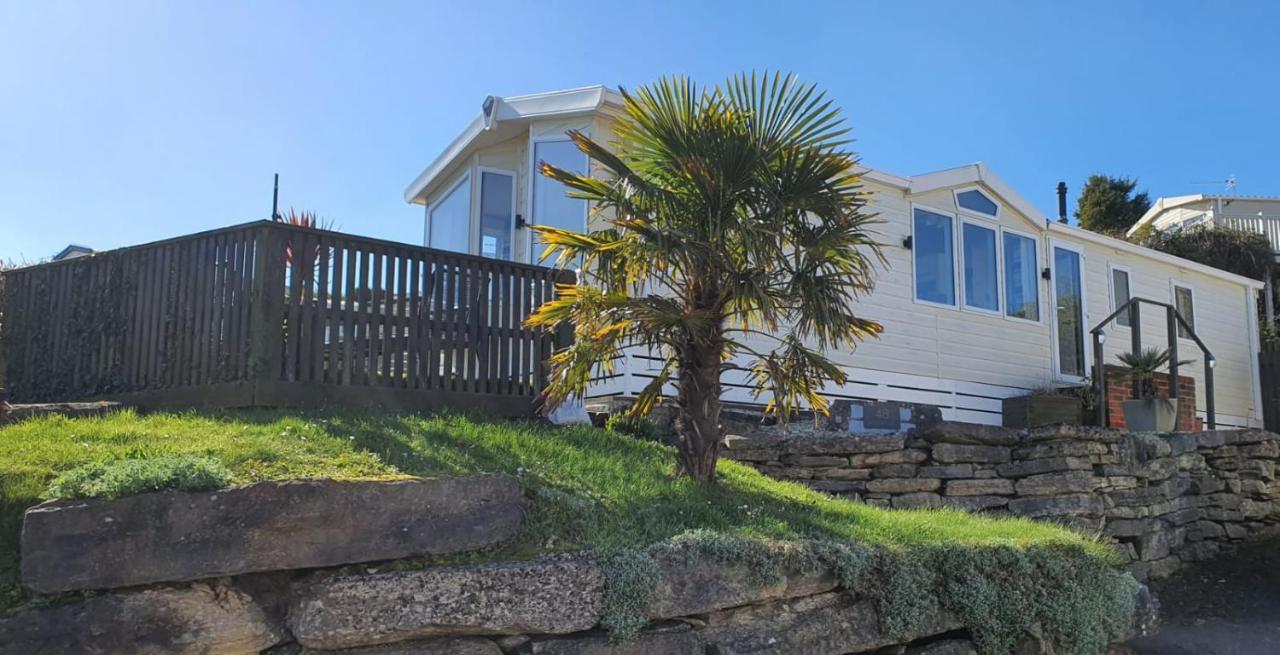 Seaview Apartment